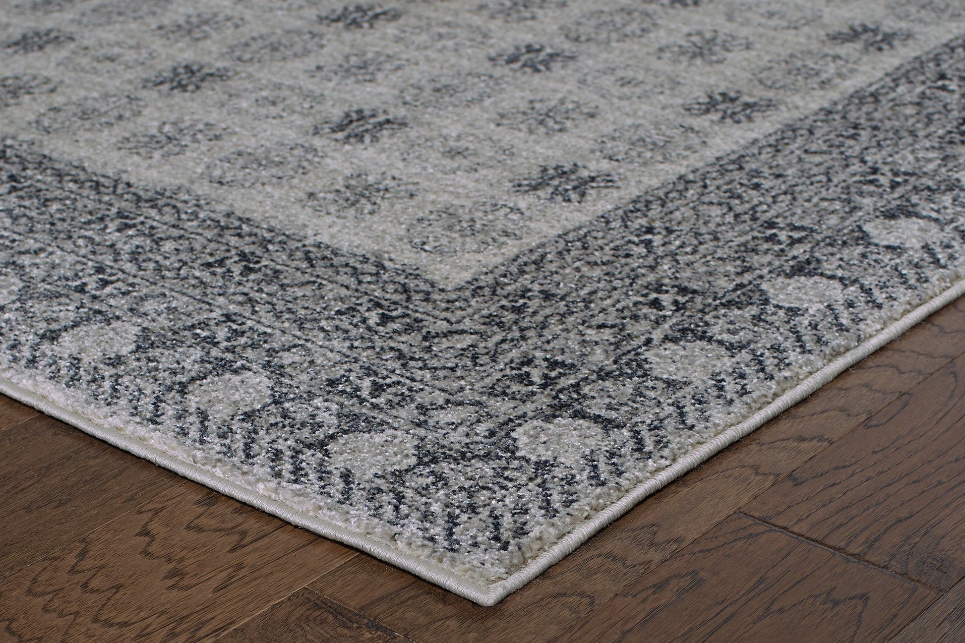 pet friendly area rugs oriental weavers area rugs richmond rug 4440s stain resistant pet rugs